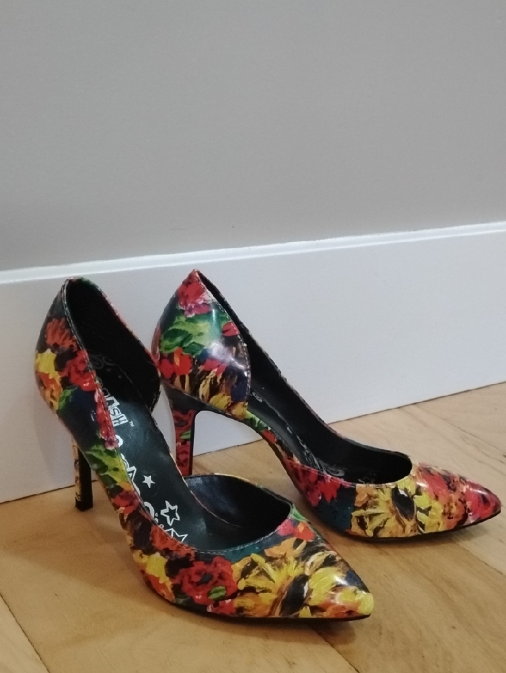 Floral Pointed-Toe Stiletto Heels in Multicolor